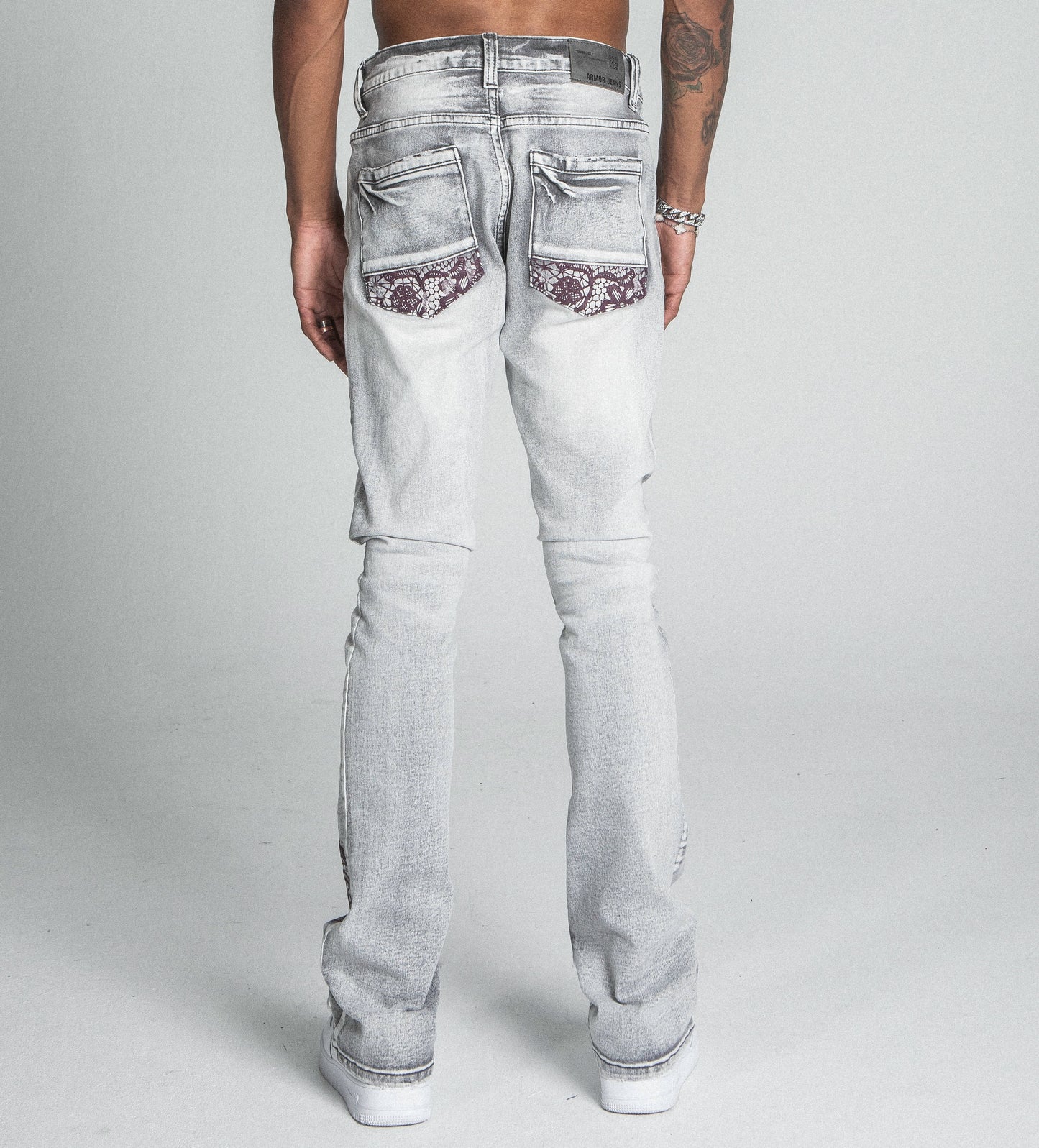 Lace Faded Slim Fit Stone Wash Jeans