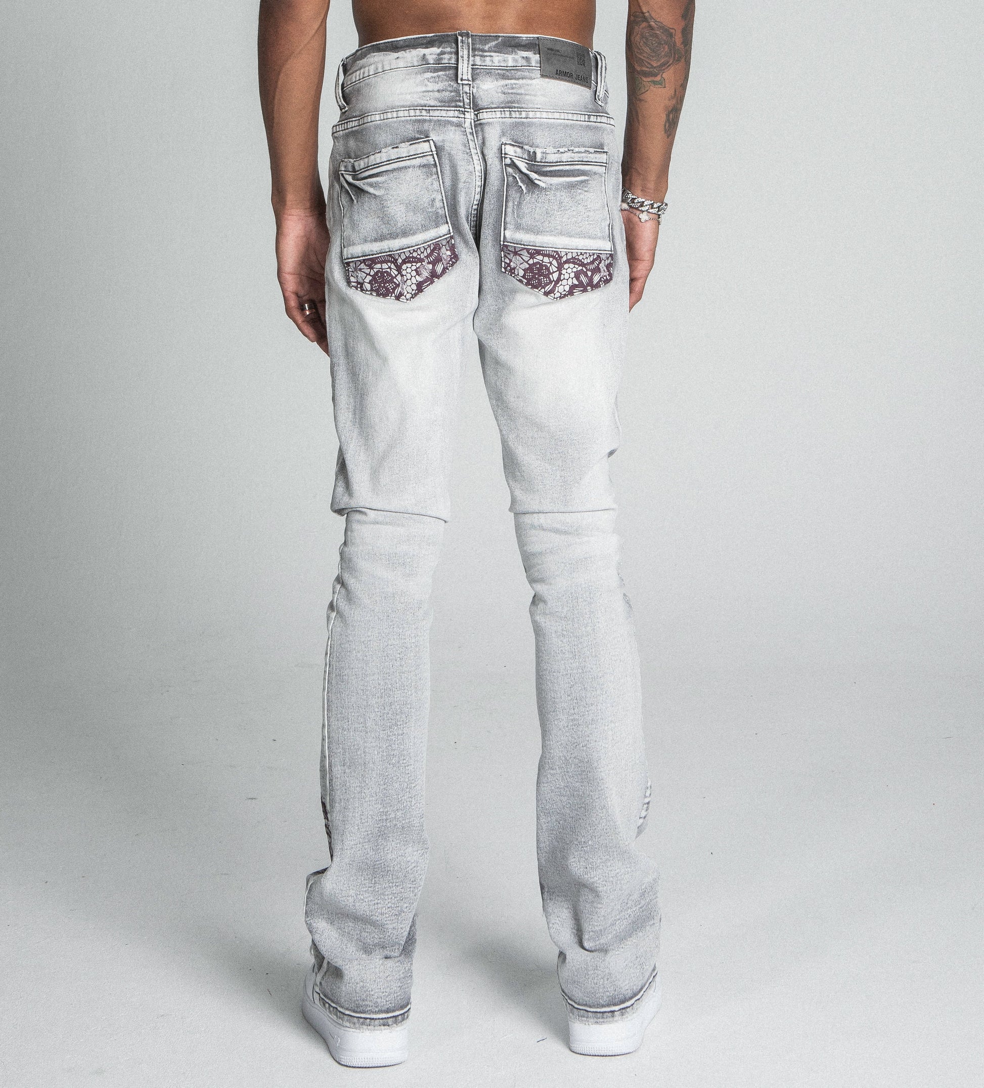 Lace Faded Slim Fit Stone Wash Jeans