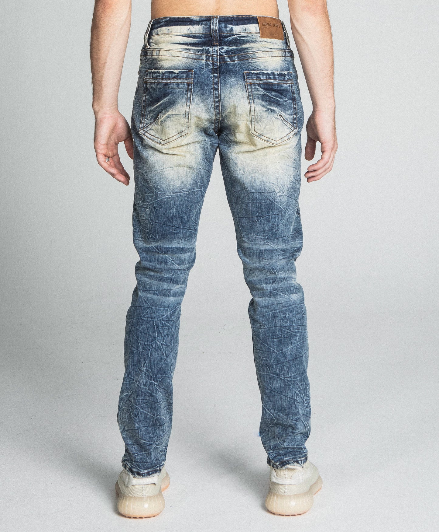 RIPPED VINTAGE SLIM JEANS