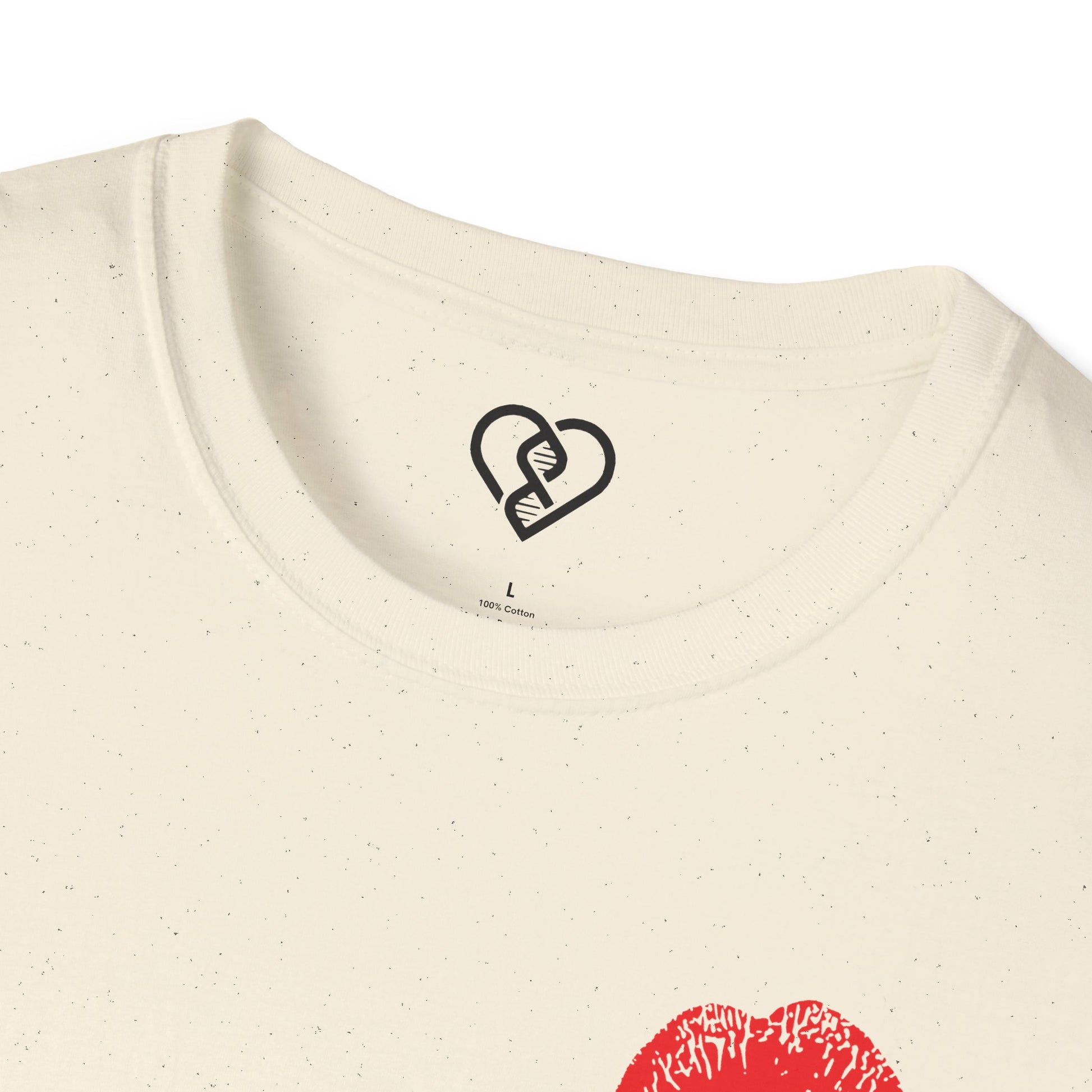 Kiss T-Shirt 'XOXO' Lipstick Graphic Tee