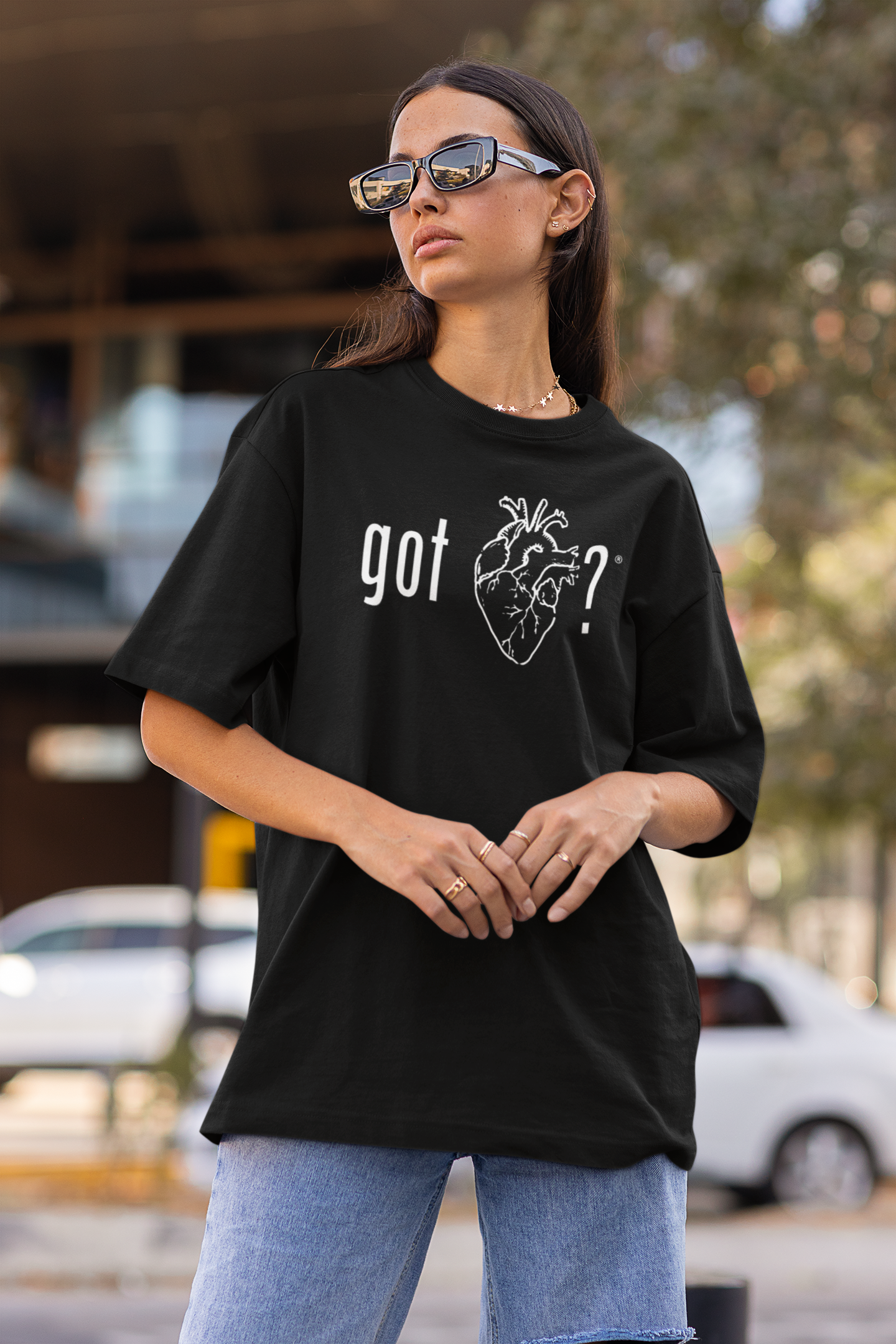 Got Heart? Anatomical Heart Graphic Tee — Oversized Boxy Black T-Shirt