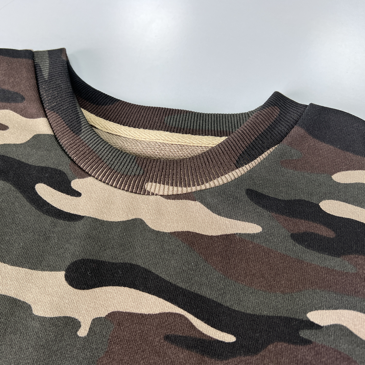 Heavyweight Camo Cropped Crewneck Sweatshirt