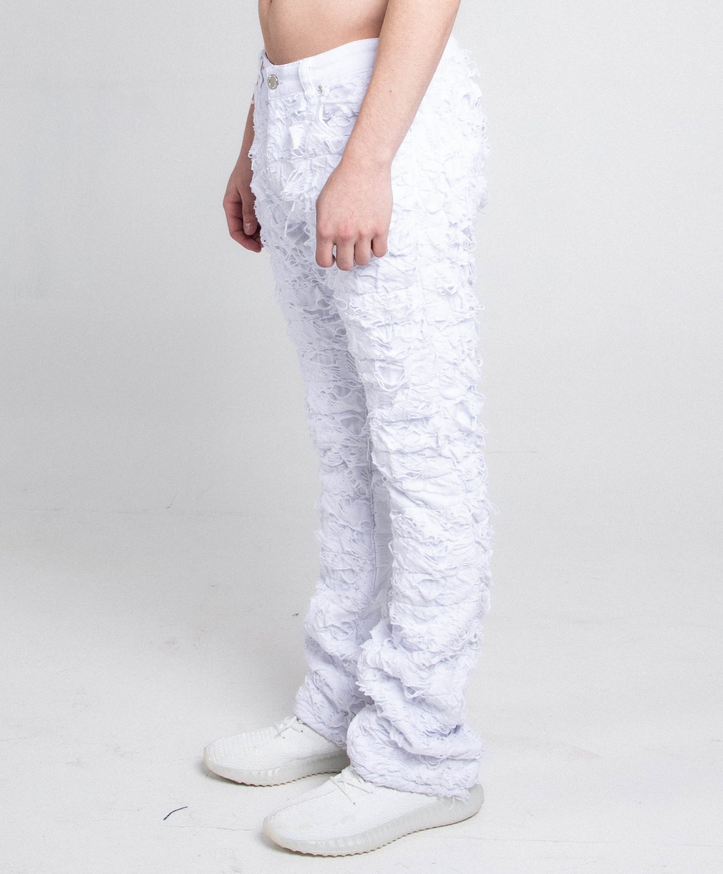 White Freyed Relaxed Fit Jeans