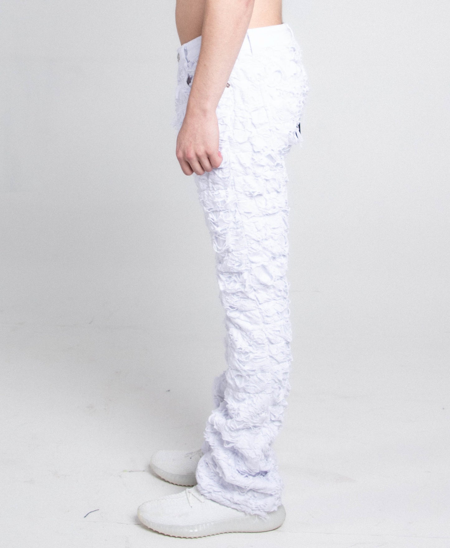 White Freyed Relaxed Fit Jeans