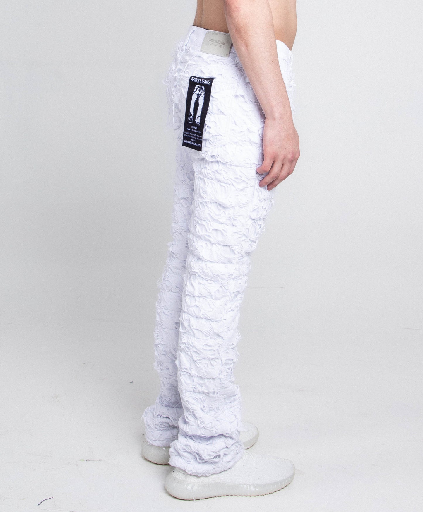 White Freyed Relaxed Fit Jeans