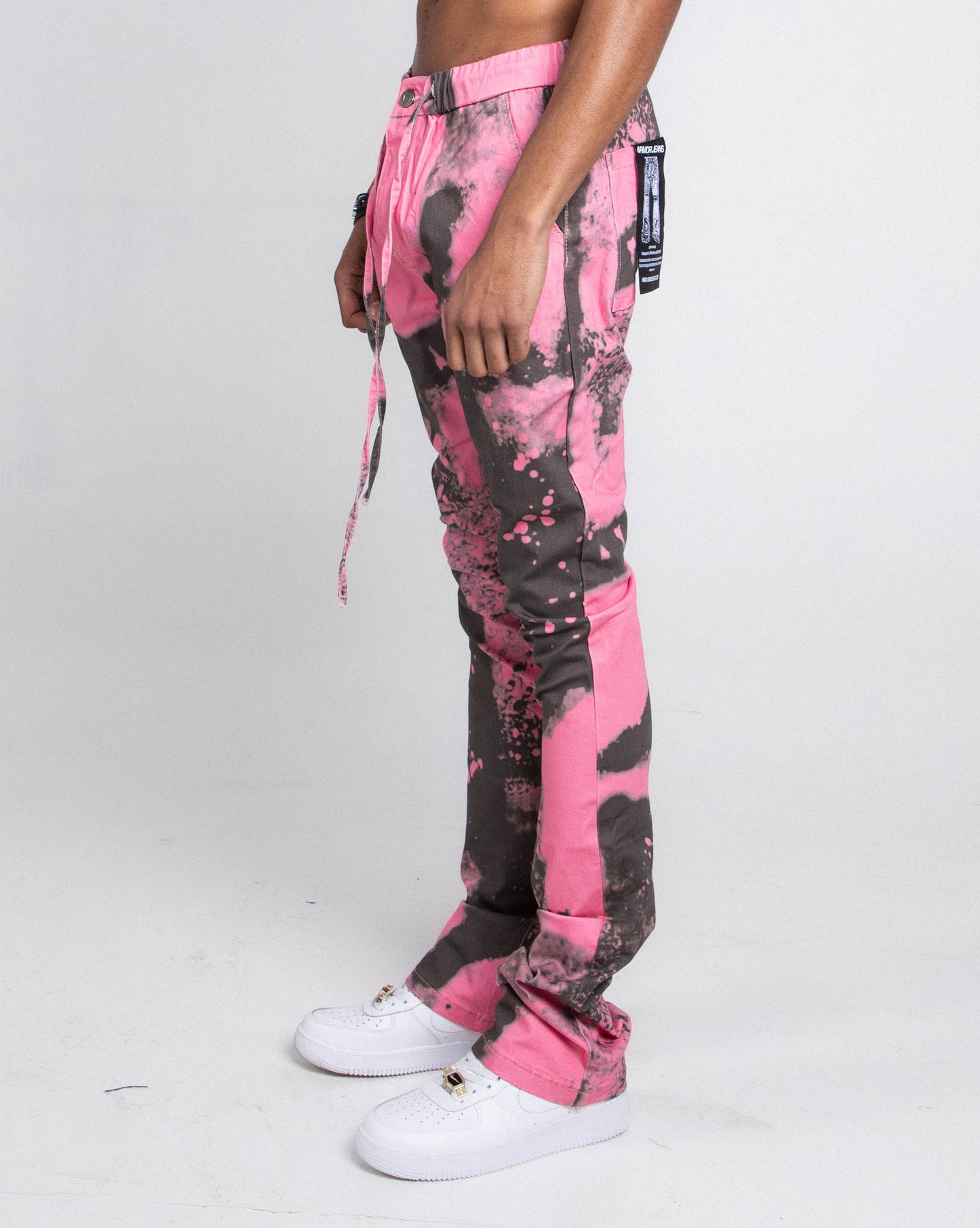 COLOR DYE LOOSE JEANS