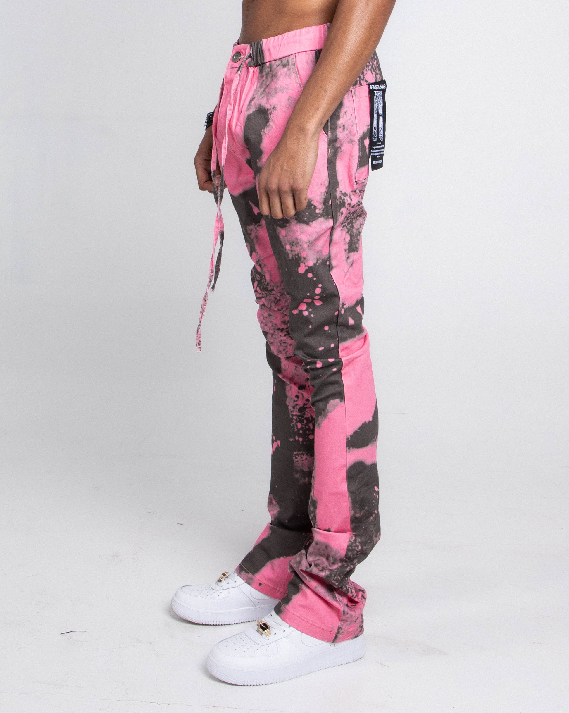 COLOR DYE LOOSE JEANS