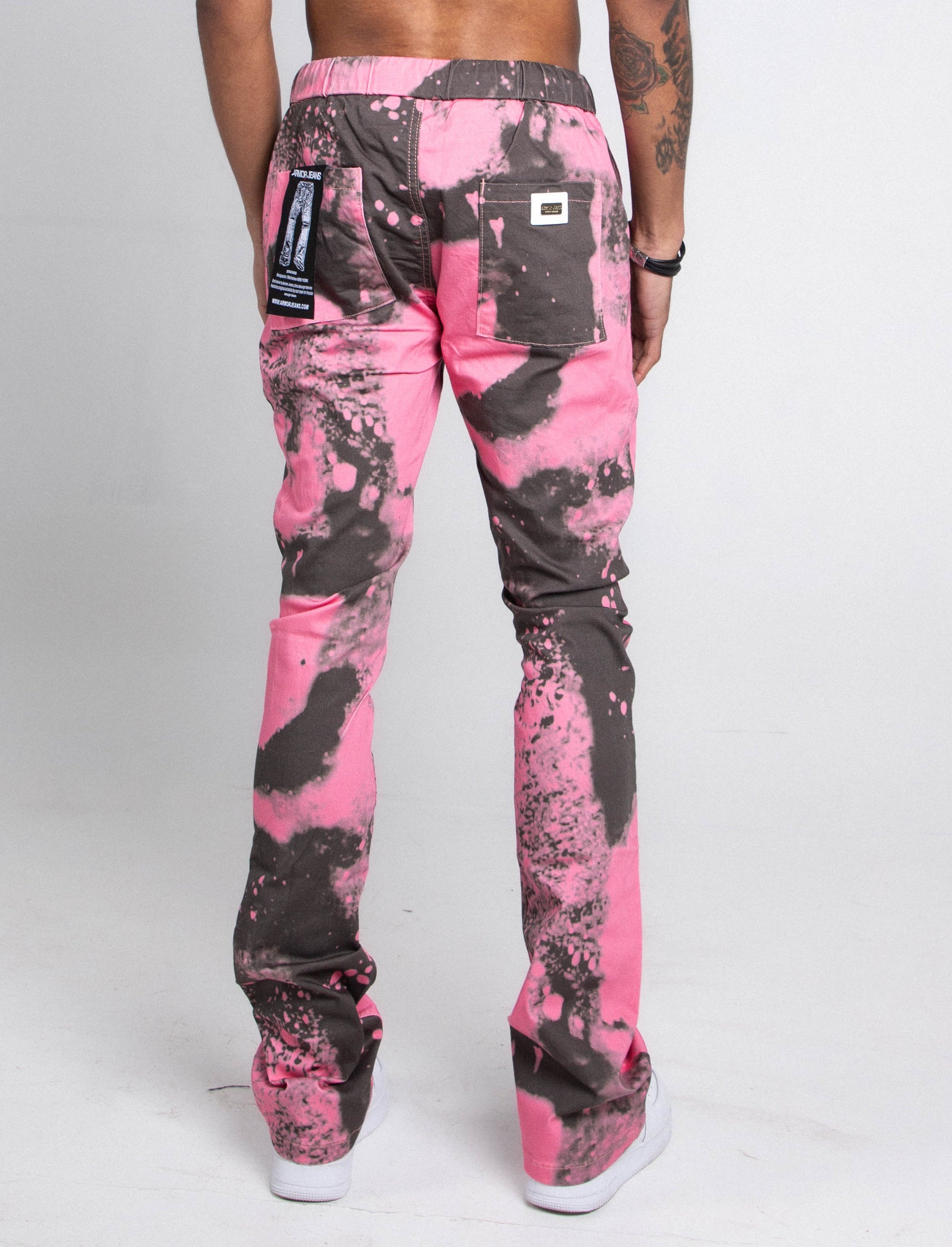 COLOR DYE LOOSE JEANS