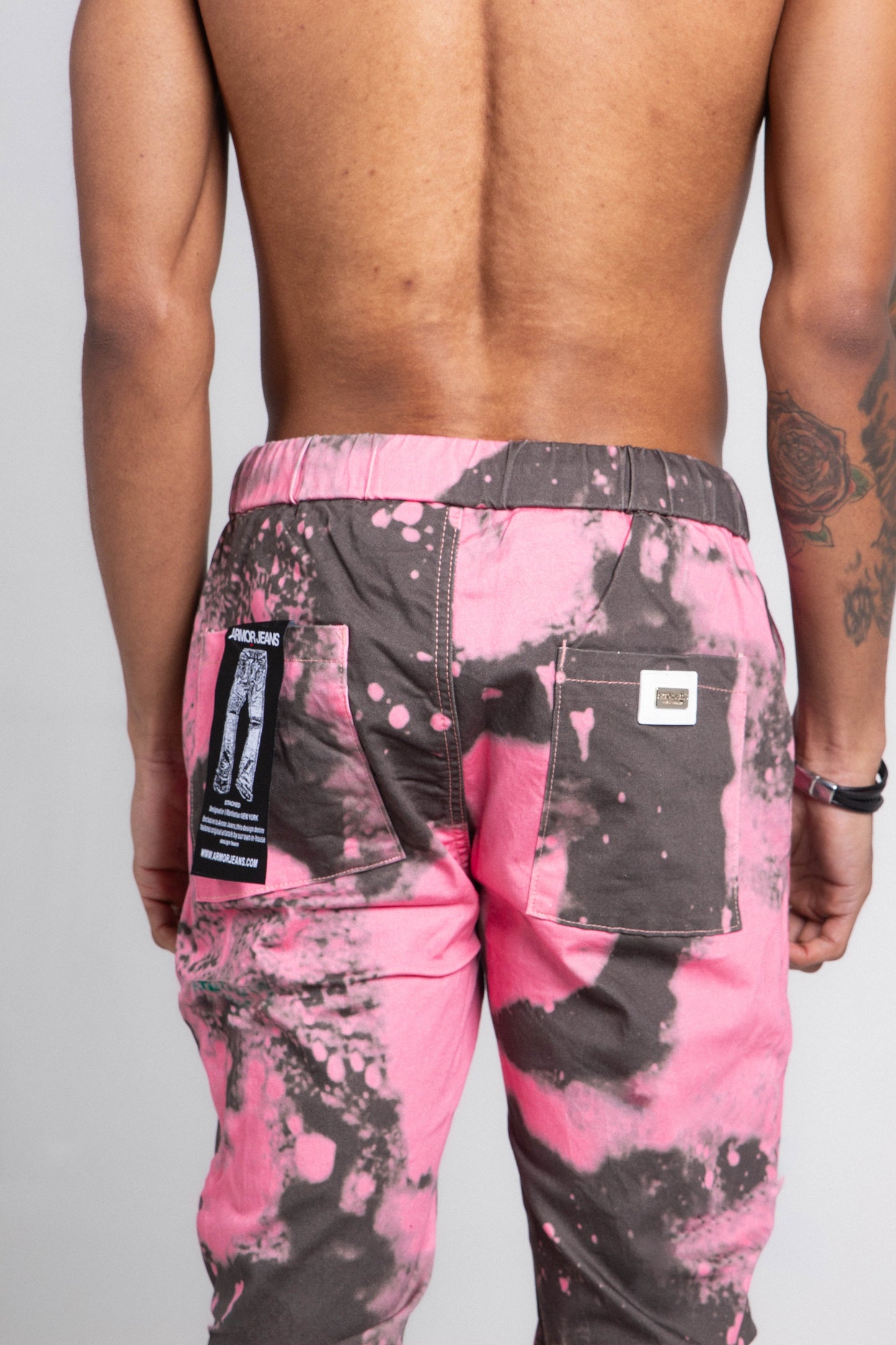 COLOR DYE LOOSE JEANS