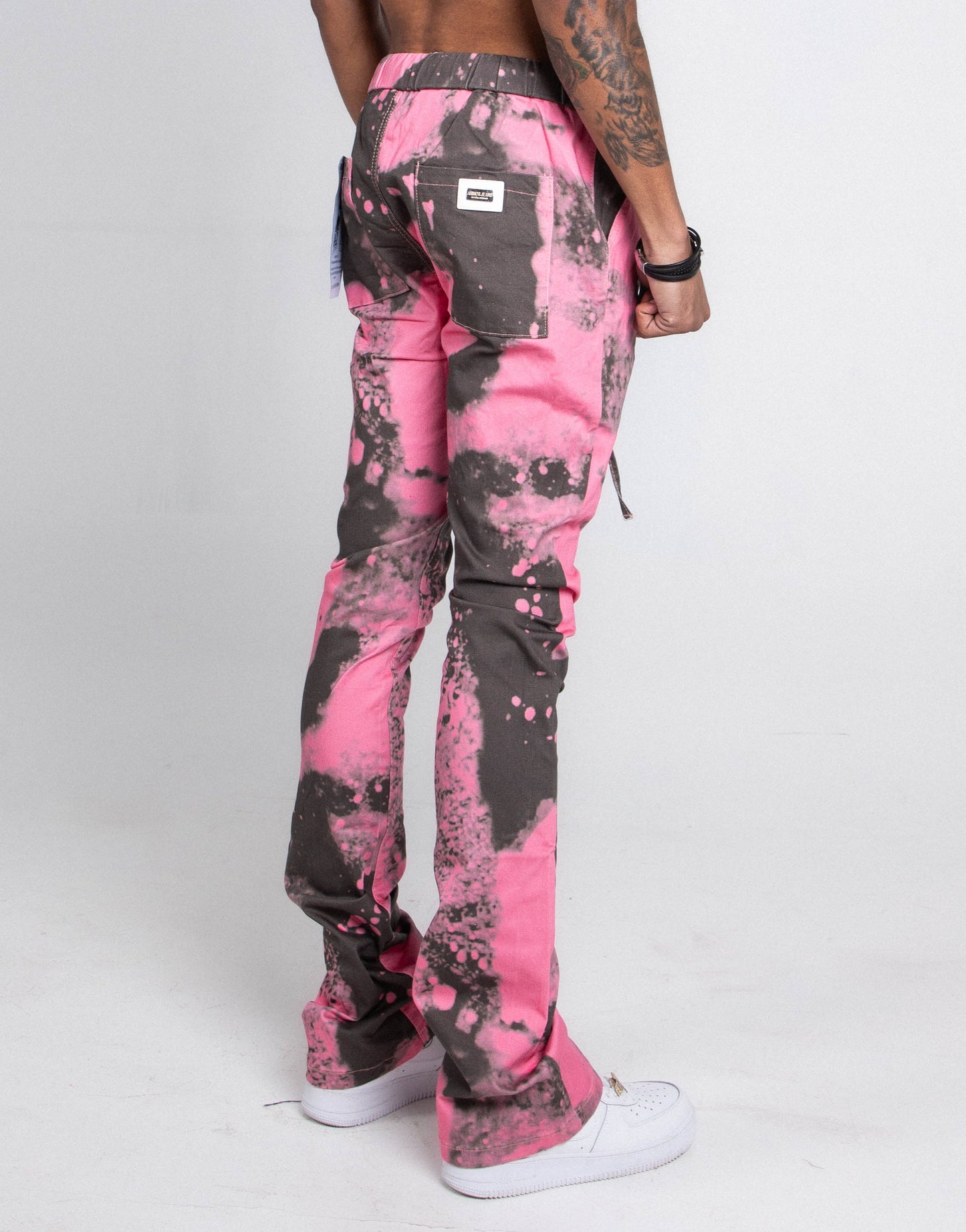 COLOR DYE LOOSE JEANS