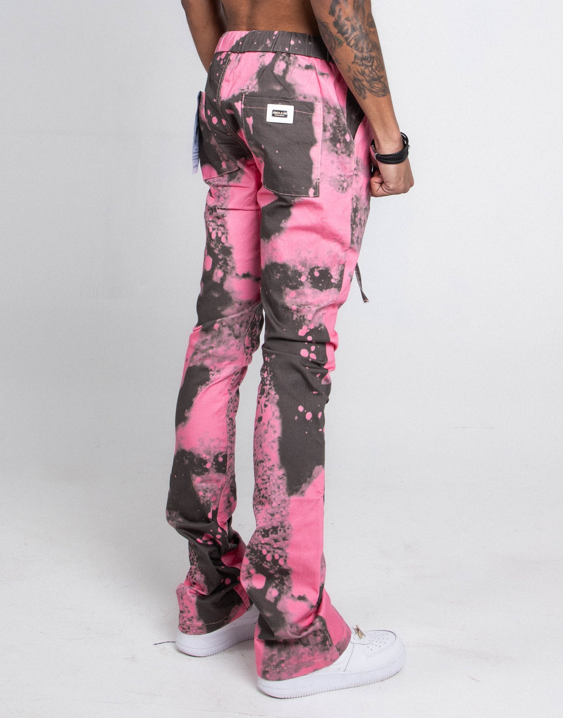 COLOR DYE LOOSE JEANS