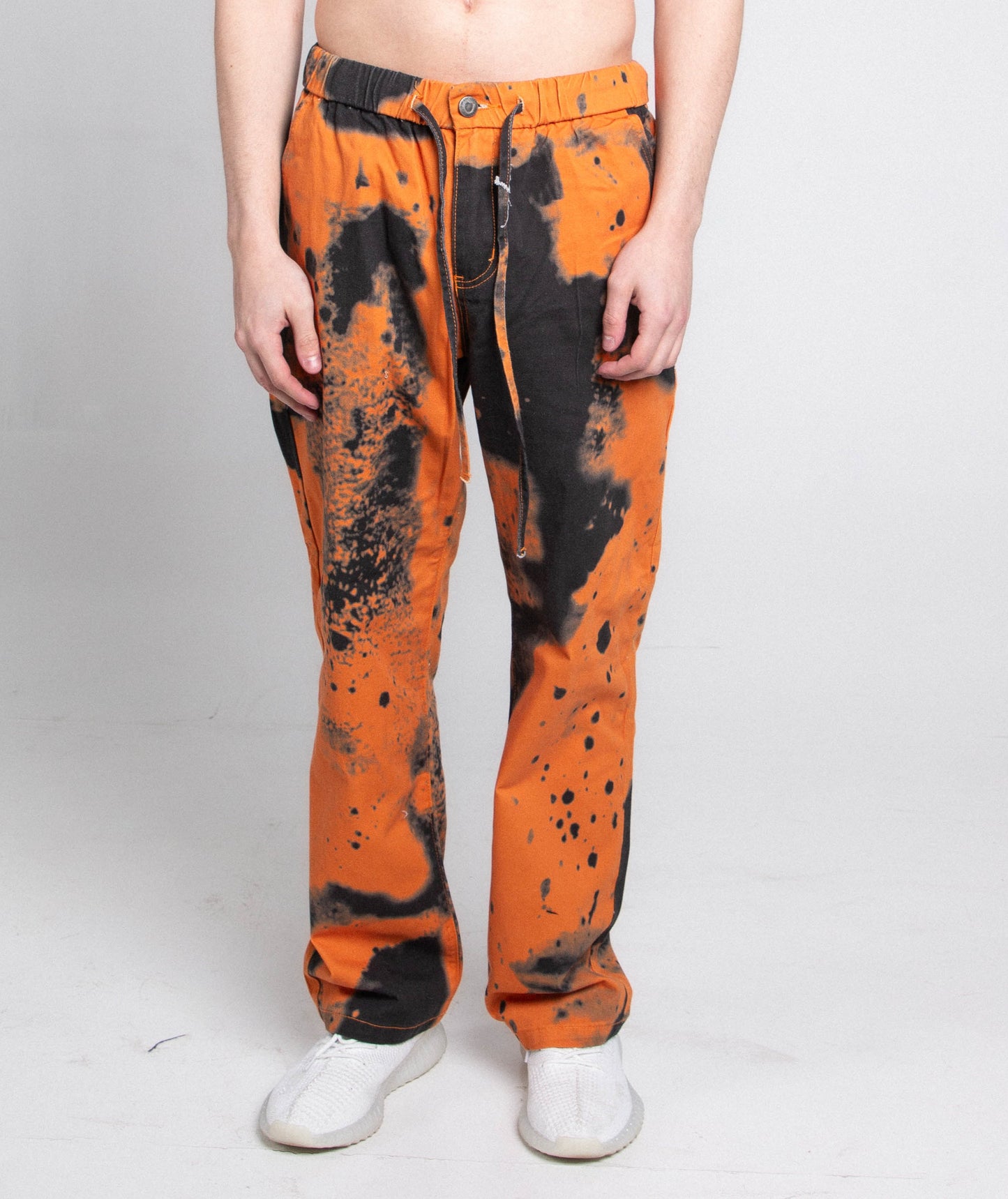 COLOR DYE LOOSE JEANS