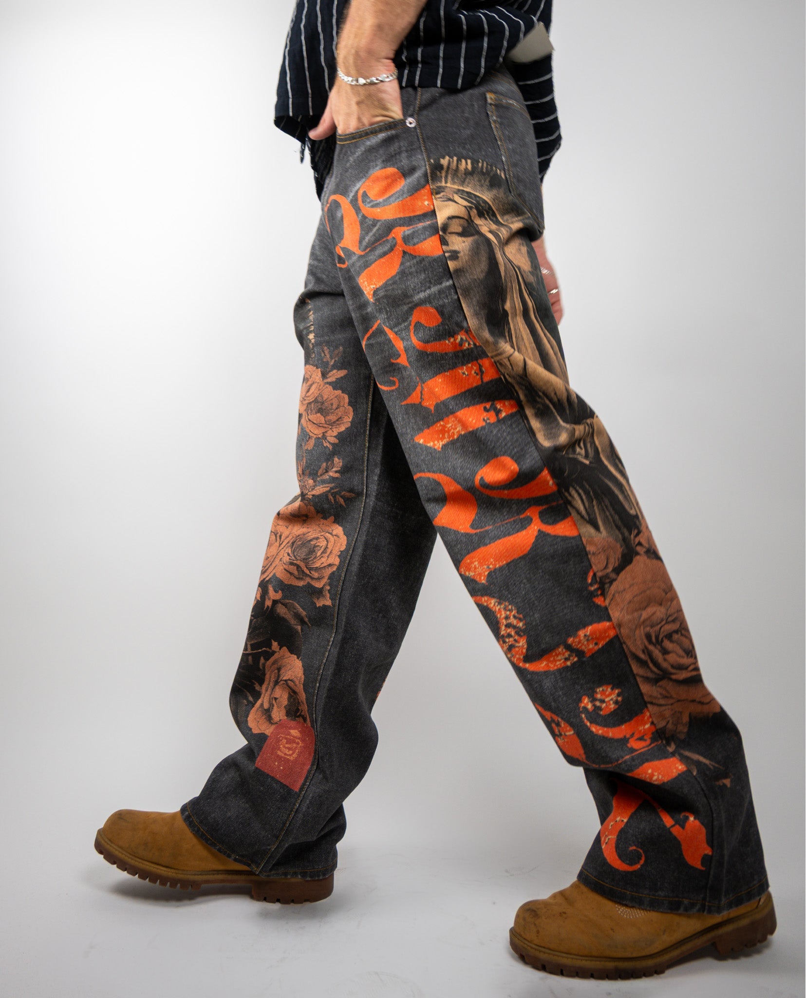 Graphic Printed Baggy Jeans
