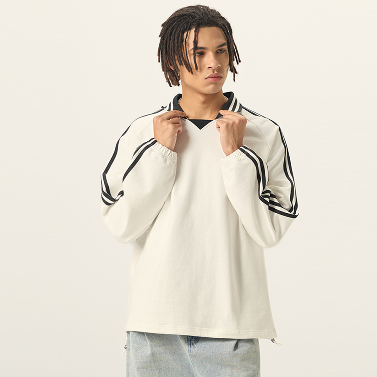 Loose-Fit Heavyweight Contrast Collar Sweatshirt
