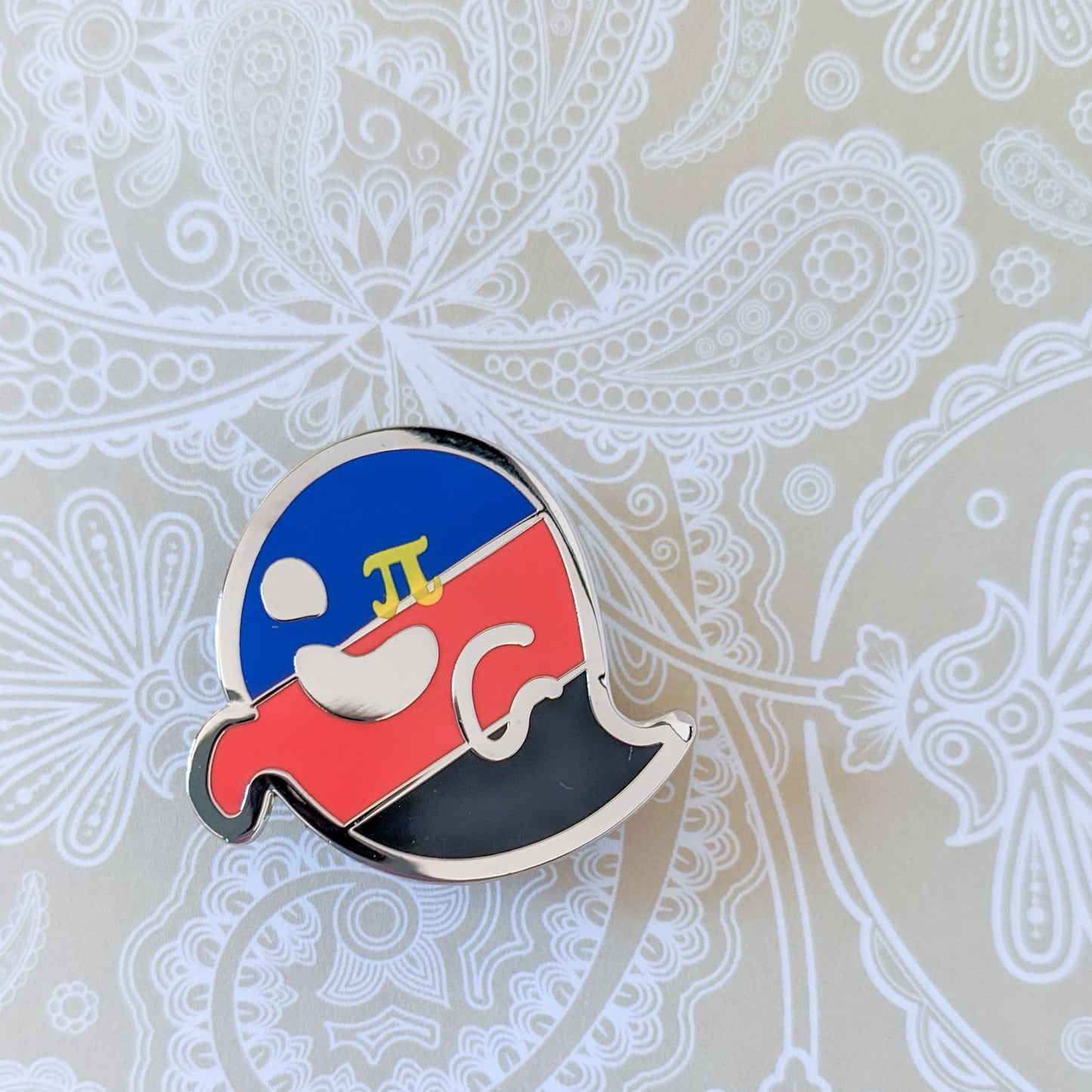 Polyphamtom (polyamory pride) hard enamel pin