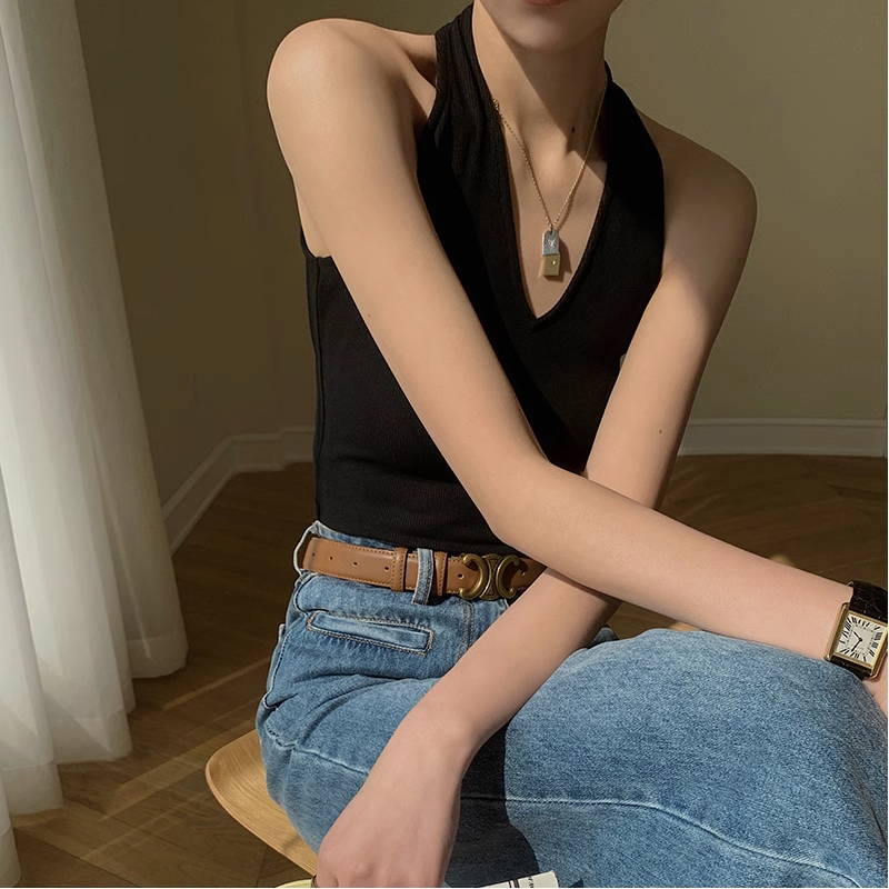 V-neck Sleeveless off-Shoulder Halterneck