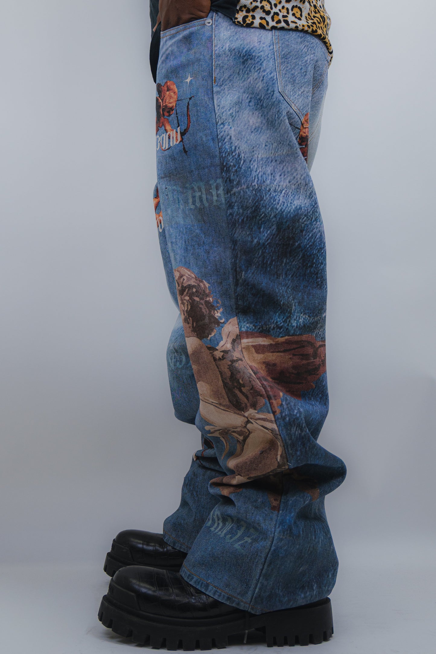 Graphic Printed Baggy Jeans